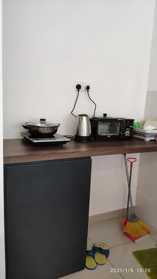 01-Austinregency Homestay Studio Family Room 4Pax Near Toppen Aeon Tebrau Johor Bahru Apartment